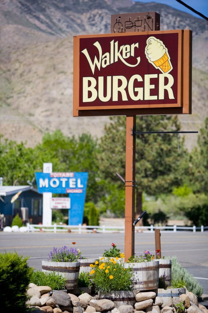 Walker Burger in Walker, CA